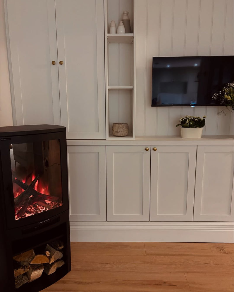 Ezee Glow E-Solera Electric Freestanding Stove With Log Store 1.9kW in kitchen setting
