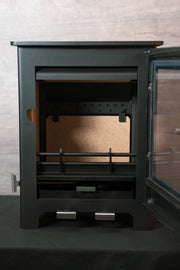  Mazona Ripley Stove with no flames opened up