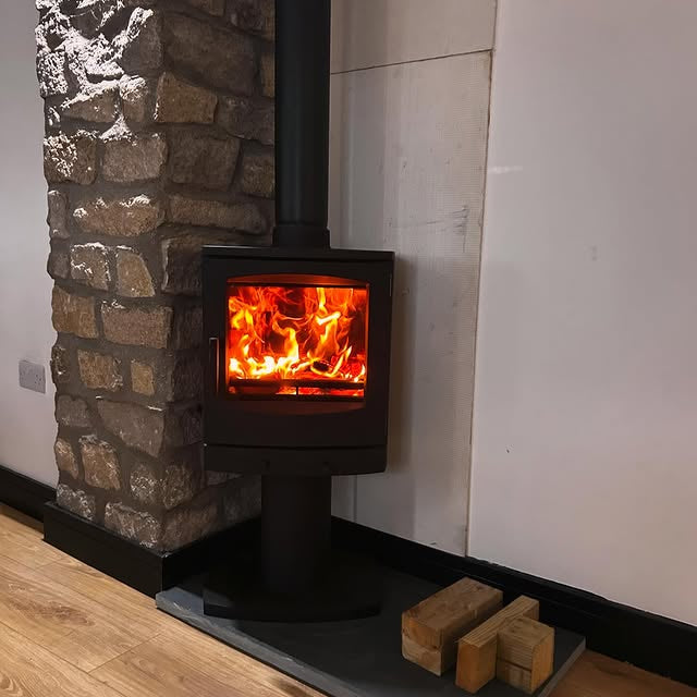 Mazona Eco Crewe 5kW Stove, Multifuel, Woodburning, Pedestal, Freestanding, Eco Design Approved, Defra Approved
