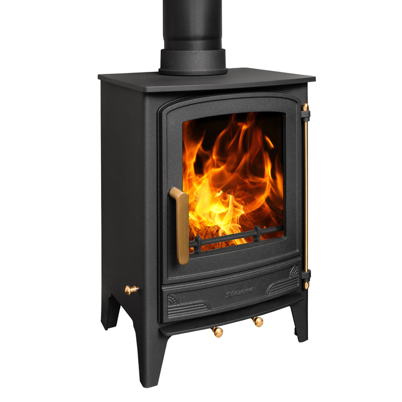 Mazona Warwick 4 kW Multifuel Woodburning Stove with flames inside on a white background